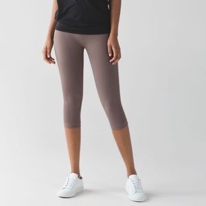 Lululemon Flow & Go Crop Cool Cocoa